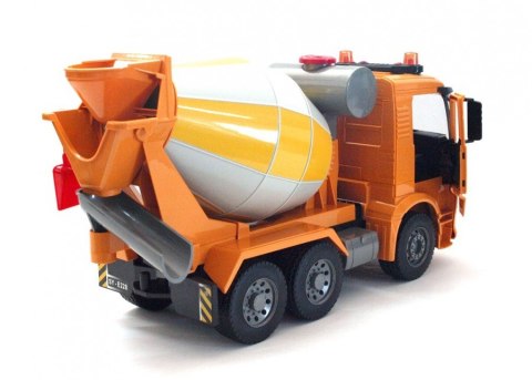 Betoniarka z obracaną gruszką 1:20