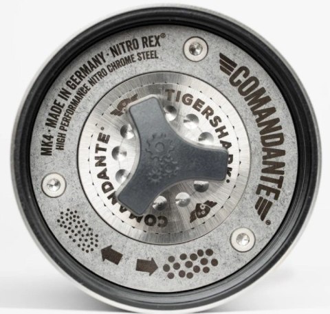 Młynek do kawy Comandante C40 MK4 Lab Series Tigershark Stone Washed