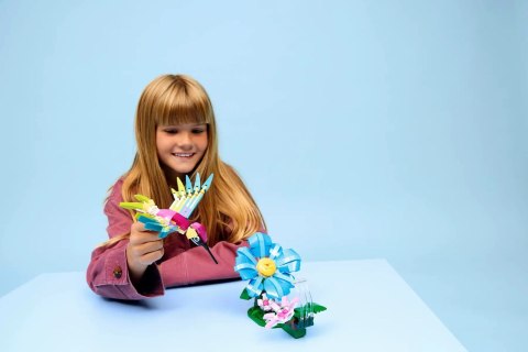 LEGO Creator 3w1 31384 - Dzikie zwierzęta: Kolorowy koliber