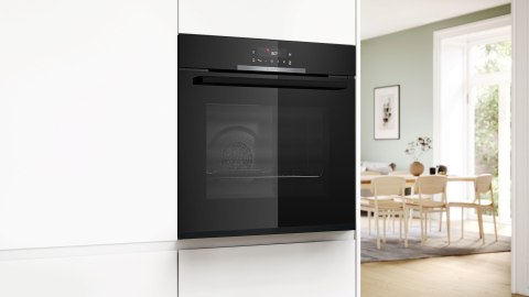 Piekarnik elektryczny Bosch HBA372EB4 Serie 4 71 l | AirFry | piroliza | hydroliza | czarny