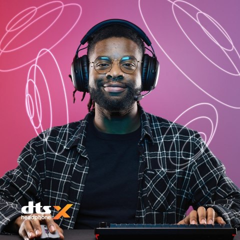 HyperX Cloud III Wireless - bezprzewodowy zestaw słuchawkowy do gier (czarno-czerwony)