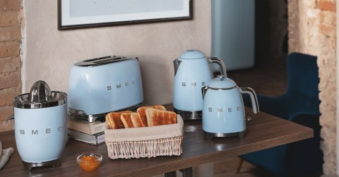 Mini czajnik SMEG Kettle KLF05PBEU 0,8L pastelbleu