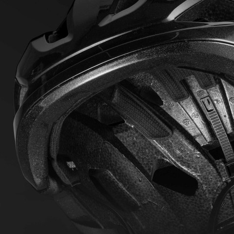 Kask rowerowy młodzieżowy LK-67 z odpinanym daszkiem 54-58 cm - czarny