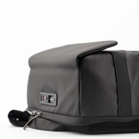 Torba podróżna RealPower Pro TSA. Zamknięcie magnetyczne 900D antypoślizgowe