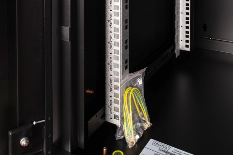 Digitus Szafa sieciowa wisząca Unique 19" 9U rack 600x600, drzwi szyba, czarny, niedzielona, złożona, 100kg