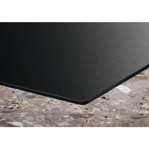 Płyta indukcyjna Electrolux EIS82453IZ SaphirMatt 78 cm | SenseBoil | Hob2Hood | PowerBoost | czarny mat | bezramkowa