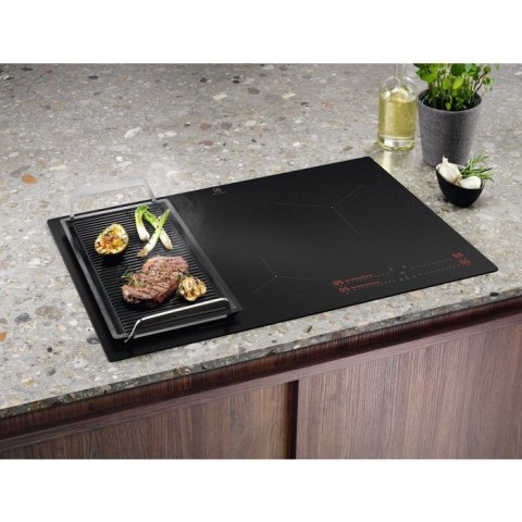 Płyta indukcyjna Electrolux EIS82453IZ SaphirMatt 78 cm | SenseBoil | Hob2Hood | PowerBoost | czarny mat | bezramkowa