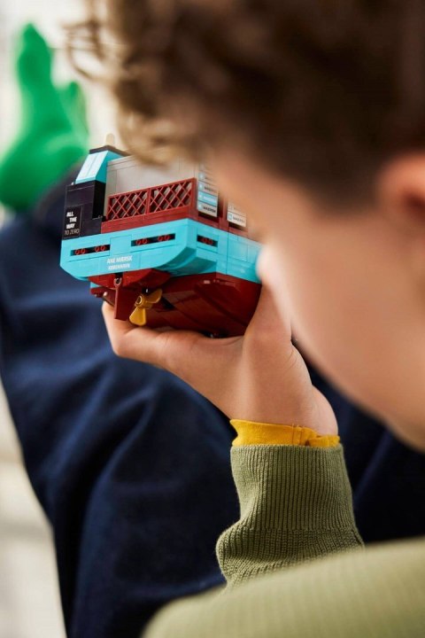 LEGO Inne 40955 - Kontenerowiec z napędem Dual-Fuel Maersk