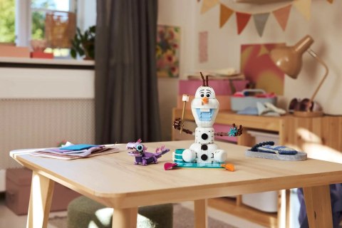 LEGO DISNEY 43287 Piknik Olafa i Bruniego