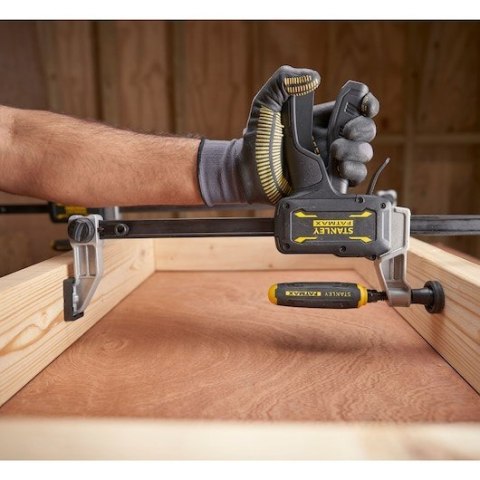 Stanley FMHT83007-0 klamra Zacisk stolarski 45 cm Czarny, Żółty