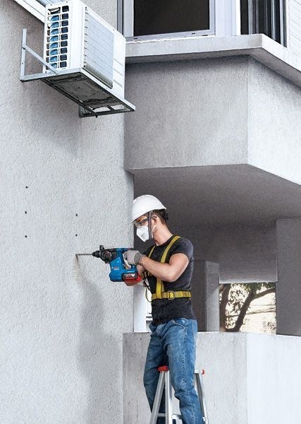 Młot udarowy akumulatorowy BOSCH B 611923021 SDS+ GBH 187-LI 2*5.0AH