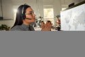 POLY Zestaw słuchawkowy Voyager Focus 2 z certyfikatem Microsoft Teams USB-C-C + przejściówka USB-C/A + podstawka ładująca