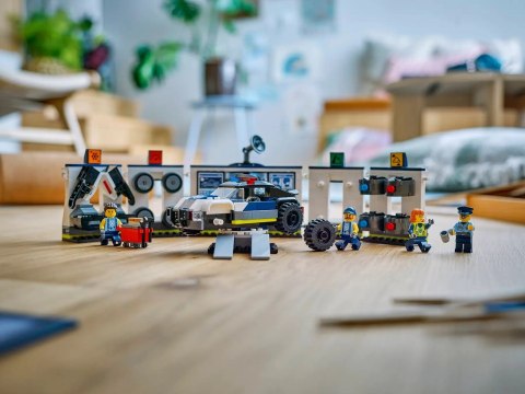 LEGO City 60457 - Policyjny warsztat tuningowy