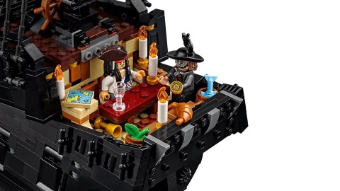 LEGO Icons 10365 - Statek piracki Kapitana Jacka Sparrowa