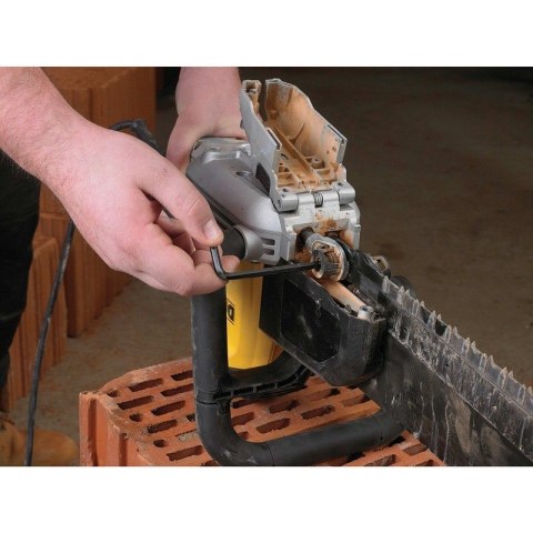Piła szablasta DeWALT DWE398 pilarka Alligator 430 MM 1700 W