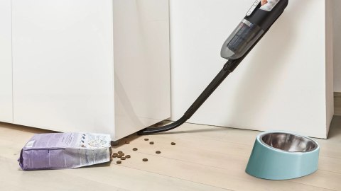 Bosch Serie 4 BBH3ZOO28 okurzacz na kiju/szczotka elektryczna Pionowy odkurzacz Bateria Suchy Bez worka 0,4 l Czerwony 2,15 Ah