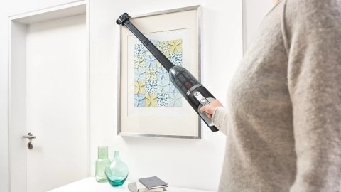 Bosch Serie 4 BBH3ZOO28 okurzacz na kiju/szczotka elektryczna Pionowy odkurzacz Bateria Suchy Bez worka 0,4 l Czerwony 2,15 Ah