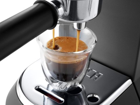 De'Longhi Dedica Style EC 685.BK Półautomatyczny Ekspres do espresso 1,1 l
