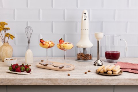 Blender ręczny SMEG HBF03CREU