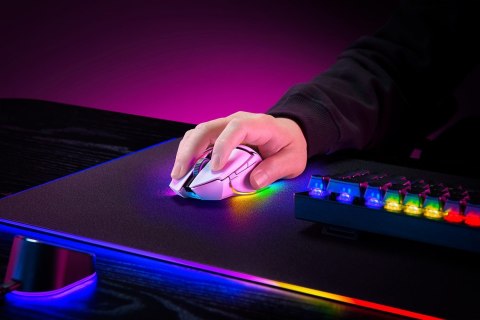 Razer Basilisk V3 Pro myszka Gaming Po prawej stronie RF Wireless + Bluetooth + USB Type-C Optyczny 30000 DPI