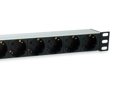 Equip 333309 rozdzielacz zasilania PDU 7 x gniazdo sieciowe 1U Czarny, Srebrny