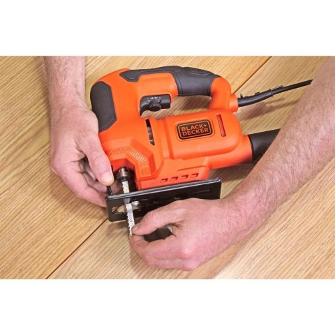 Black & Decker BES603-QS Wyrzynarka 400W 0-3000 RPM z kufrem