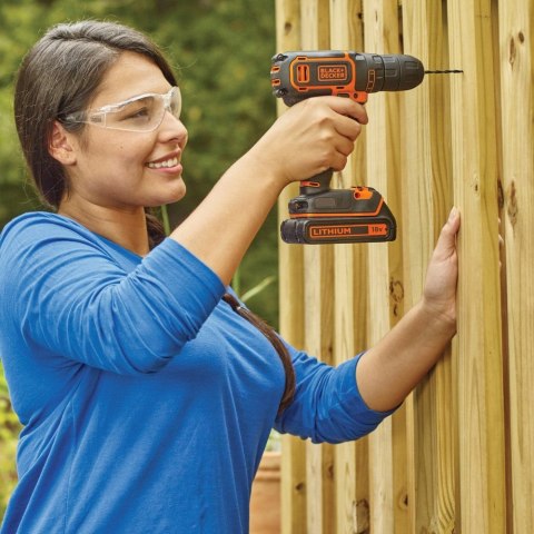 Wiertarko-wkrętarka aku 18V BDCDC18B BLACK+DECKER