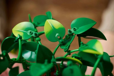 LEGO Botanical Collection 11512 - Wiszące epipremnum złociste