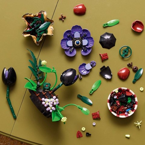 LEGO Botanical Collection 11513 - Kompozycja z ciemnych kwiatów