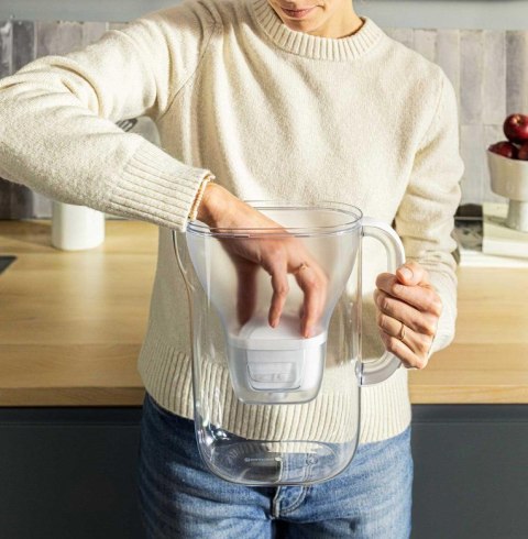 Dzbanek filtrujący BRITA Style ESSENTIAL XL biały + Filtr MX Pro Pure Performance