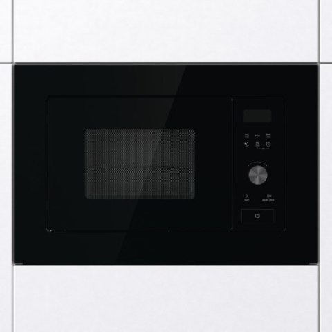 Czarna mikrofalówka Gorenje BM201AG1BG, z grillem, Wbudowana, 20 l, 800 W