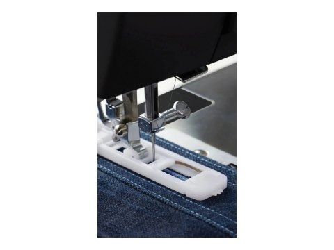 Maszyna do szycia Singer 4432 Heavy Duty, czarna