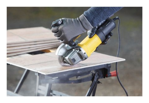 Stanley FATMAX FMEG210-QS szlifierka kątowa 11,5 cm 850 W