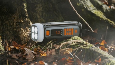 Adler AD 1920 Radio Awaryjne Panel Słoneczny/ Korbka/ Powerbank 4500 mAh Czarny