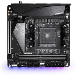 Gigabyte | B550I AORUS PRO AX 1.0 | Rodzina procesorów AMD | Gniazdo procesora AM4 | DDR4 DIMM | Gniazda pamięci 2 | Chipset AMD