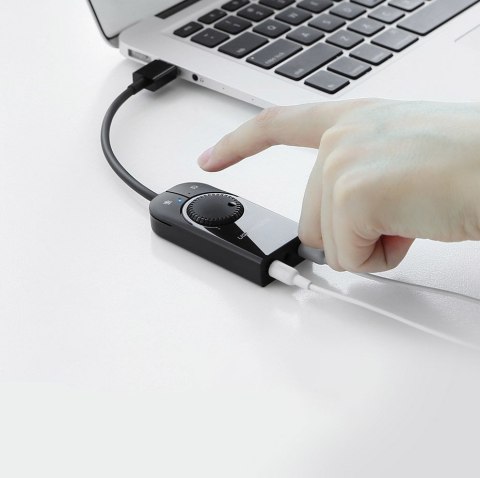 Zewnętrzna karta dźwiękowa adapter USB - 3.5 mm mini jack z regulacją głośności 15cm czarny