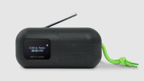 Głośnik Muse z radiem FM | M-750 FBT | 10 W | Wodoodporny | Bluetooth | Czarny | Przenośny | Połączenie bezprzewodowe