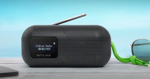 Głośnik Muse z radiem FM | M-750 FBT | 10 W | Wodoodporny | Bluetooth | Czarny | Przenośny | Połączenie bezprzewodowe