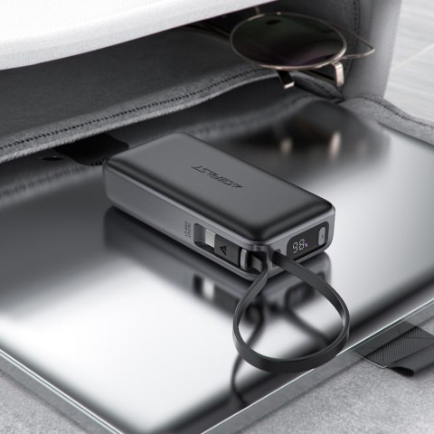 Powerbank 10000mAh PD30W z wbudowanym kablem USB-C - czarny