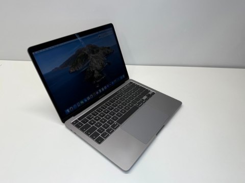 Apple | RENEW Grade B | MacBook Pro 13" (2019) | 13.3" Retina Display | Intel Core i5 | i5-8257U | 8 GB | 256 GB SSD | Intel Iri