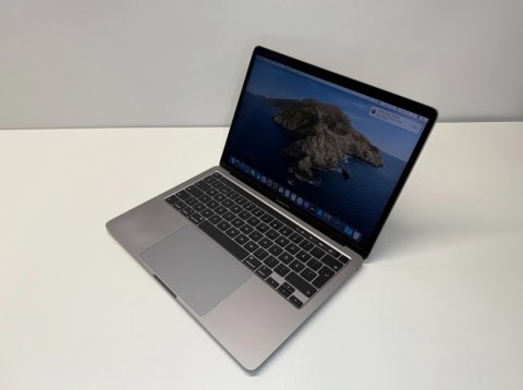 Apple | RENEW Grade B | MacBook Pro 13" (2019) | 13.3" Retina Display | Intel Core i5 | i5-8257U | 8 GB | 256 GB SSD | Intel Iri