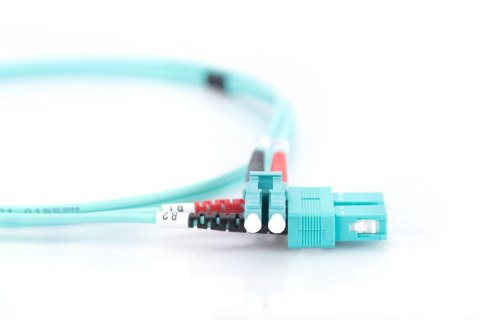 Digitus | Kabel krosowy | Światłowód | Męski | SC wielomodowy | Męski | LC wielomodowy | Niebieski | 2 m