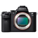 Sony | ILCE7M2B.CEC | Aparat bezlusterkowy | 24,3 MP | ISO 51200 | Przekątna wyświetlacza 7,62 " | Nagrywanie wideo | Wi-Fi | Po