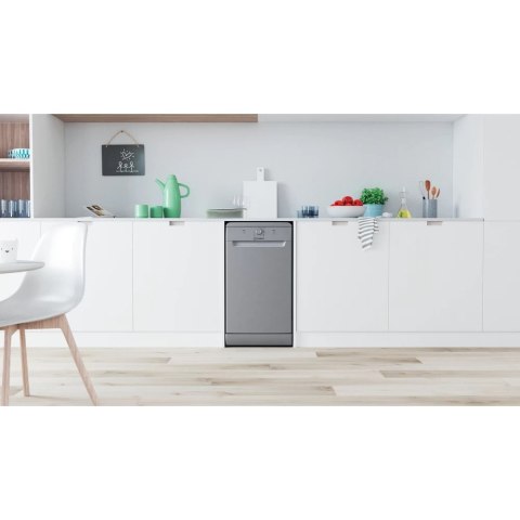 INDESIT | Dishwasher | DF9E 1B10 S | Free standing | Width 45 cm | Number of place settings 9 | Number of programs 6 | Energy ef