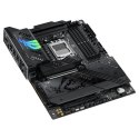 Asus ROG STRIX X870-F GAMING WIFI | Rodzina procesorów AMD | Gniazdo procesora AM5 | DDR5 | Obsługiwane interfejsy dysków twardy