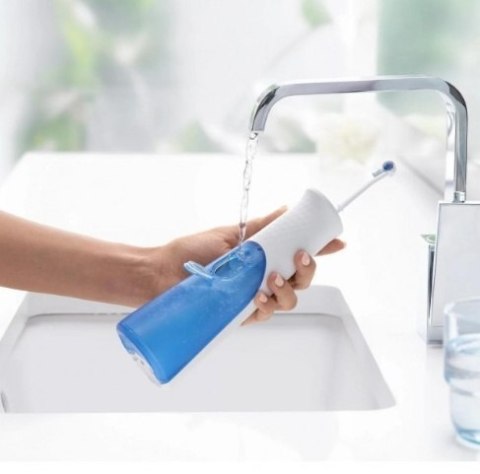 Irygator Oral-B | Jet Aquacare 4 | 600 ml | Liczba głowic 2 | Biały