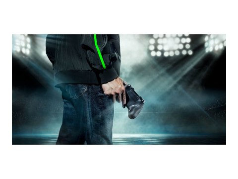Razer | Bezprzewodowy kontroler sportowy do Xbox/PC | Wolverine V3 Pro | Czarny