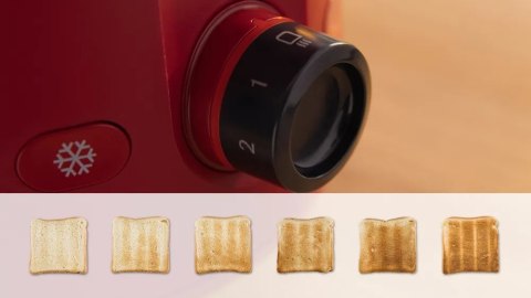 Toster kompaktowy Bosch | TAT2M124 MyMoment | Moc 950 W | Liczba gniazd 2 | Materiał obudowy Tworzywo sztuczne | Czerwony