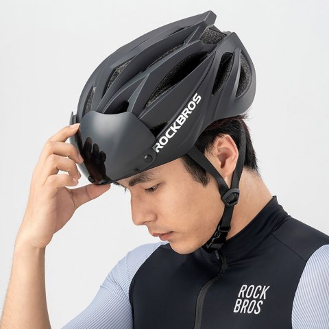 Kask rowerowy z szybką odpinanymi okularami z filtrem UV unisex - czarno brązowy