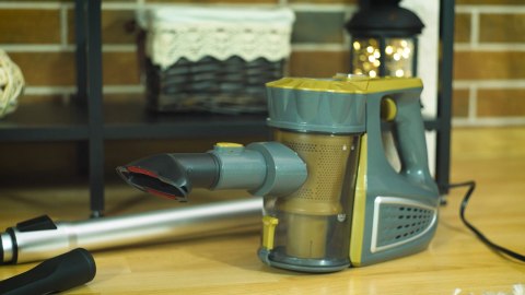 Adler Vacuum Cleaner | AD 7036 | Corded operating | Handheld | 800 W | 220-240 V | Operating radius 6 m | White | Warranty 24 mo